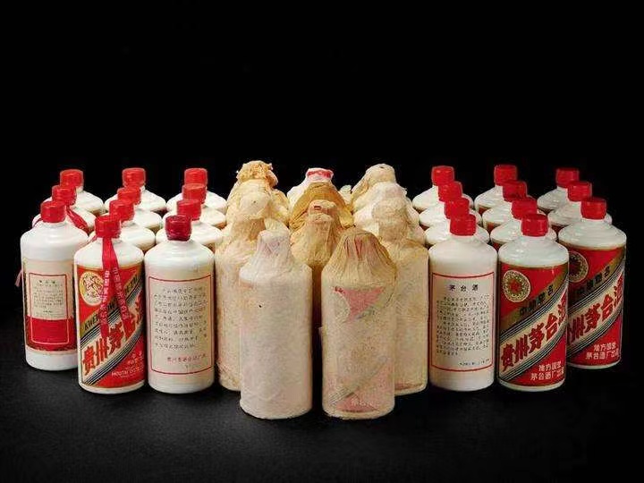 博兴日照岚山回收酒价格哪里回收(附近上门回收茅台酒）?